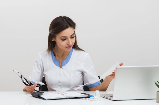 devenir secretaire medicale