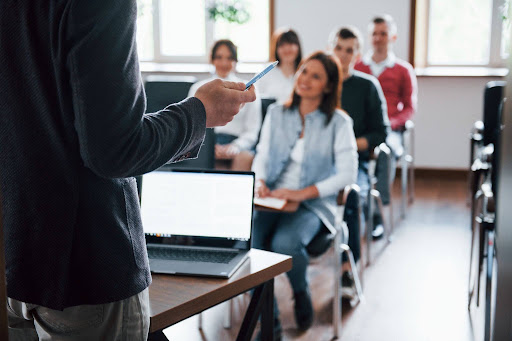 démissionner pour suivre une formation